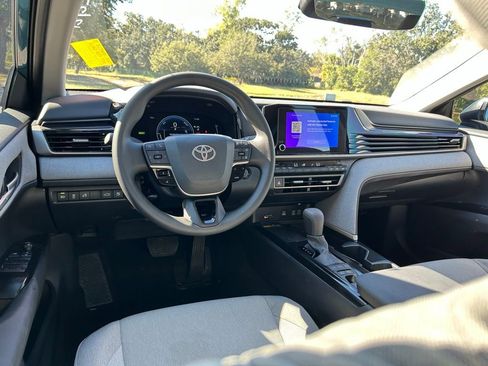 Certified 2025 Toyota Camry LE image 12