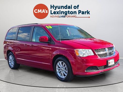 Used 2013 Dodge Grand Caravan SXT w/ UConnect Hands-Free Group FWD image 7