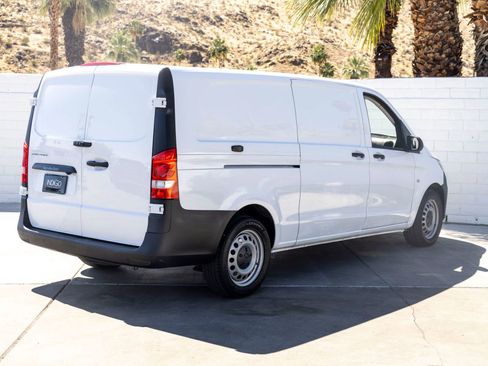 Used 2022 Mercedes-Benz Metris image 10