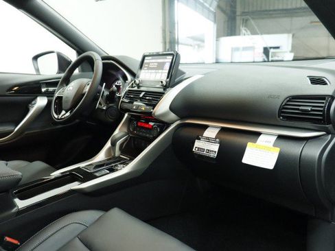 New 2026 Mitsubishi Eclipse Cross SEL AWD/4WD image 16