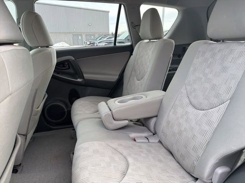 Used 2012 Toyota RAV4 4WD V6 w/ Tow Prep Pkg image 27