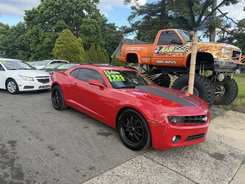 Used 2011 Chevrolet Camaro LT w/ RS Package RWD image 2