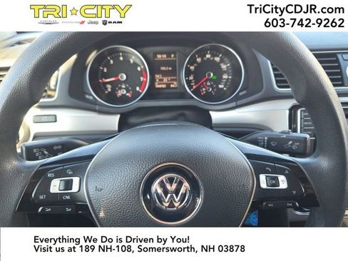 Used 2016 Volkswagen Passat 1.8T S image 18