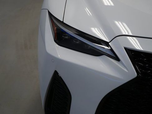 Used 2023 Lexus IS 350 F Sport image 10