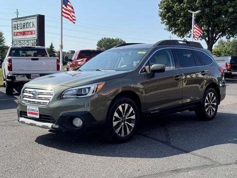 Used 2015 Subaru Outback 2.5i Limited w/ Popular Package #4 AWD/4WD image 3