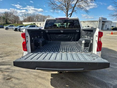 Used 2021 Chevrolet Silverado 1500 LT image 32