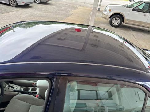Used 2013 Toyota Corolla LE FWD image 16