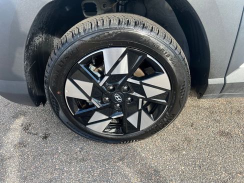 Used 2025 Hyundai Kona SEL image 30