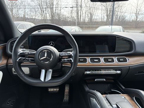 Certified 2025 Mercedes-Benz GLE 450e 4MATIC image 11