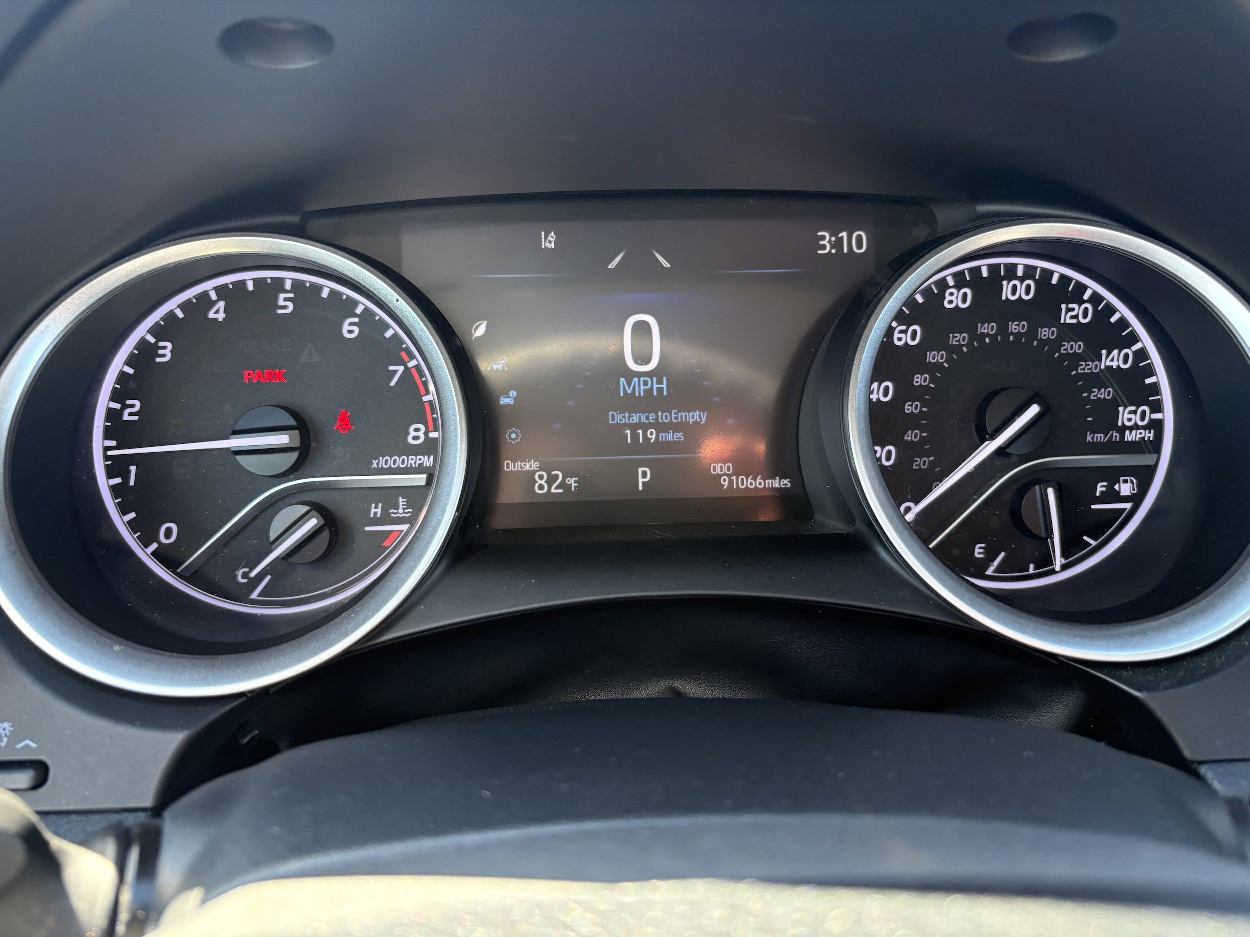 Used 2021 Toyota Camry LE AWD/4WD image 4