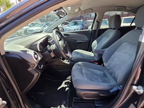 Used 2018 Chevrolet Sonic LS FWD image 15