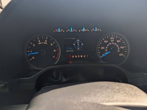Used 2016 Ford F150 XLT w/ Equipment Group 301A Mid RWD image 18