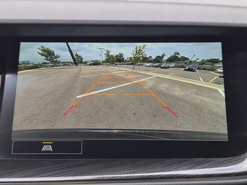 Used 2023 Buick Envision Essence FWD image 10