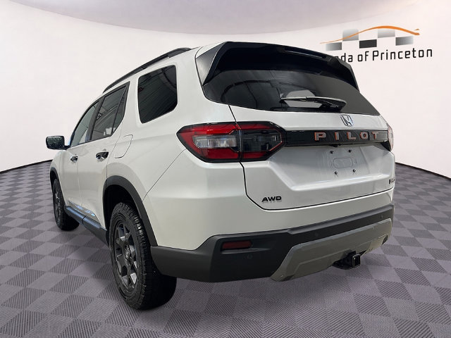 New 2026 Honda Pilot TrailSport image 5