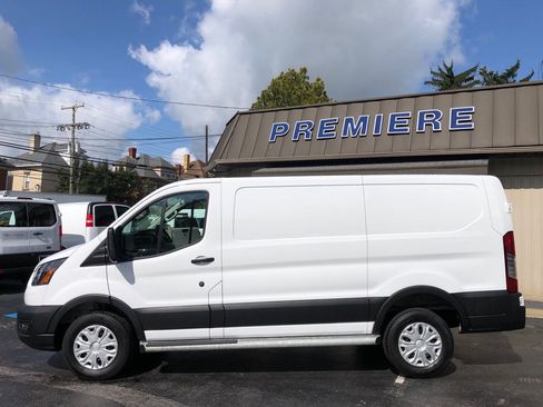Used 2025 Ford Transit 250 Low Roof w/ Exterior Upgrade Package RWD image 3