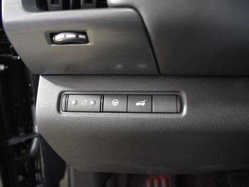 New 2026 Nissan Pathfinder SL AWD/4WD image 14