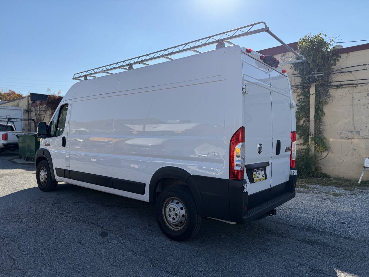 Used 2021 RAM ProMaster 2500 w/ Convenience Group FWD image 5