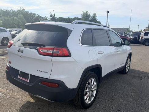 Used 2016 Jeep Cherokee Limited FWD image 5