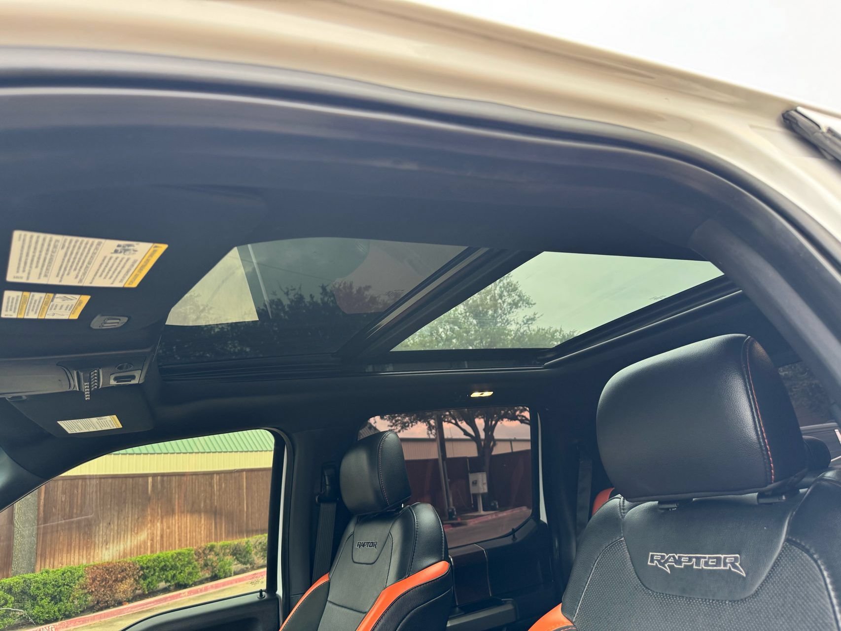 Used 2018 Ford F150 Raptor w/ Equipment Group 802A Luxury AWD/4WD image 20