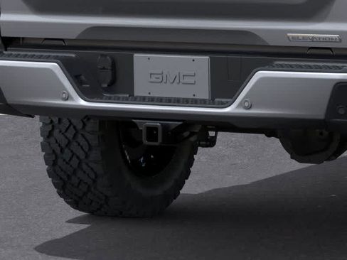 Used 2026 GMC Canyon Elevation w/ Convenience Package RWD image 14