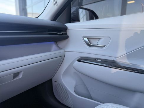 Used 2024 Hyundai Kona Limited image 10