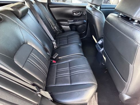 Certified 2024 Honda HR-V EX-L image 15