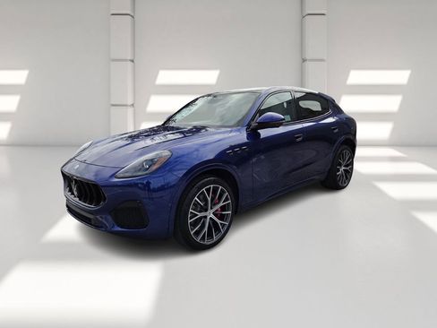 New 2026 Maserati Grecale Modena image 4