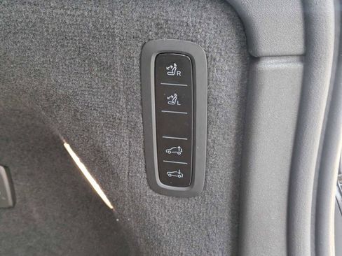 Certified 2025 Volvo EX90 Ultra AWD/4WD image 14