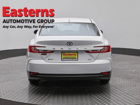 Used 2025 Toyota Camry LE FWD image 6
