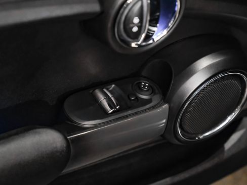 Used 2015 MINI Cooper 2-Door Hardtop image 33