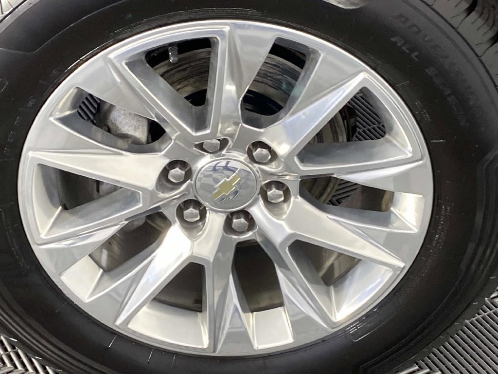 Used 2021 Chevrolet Silverado 1500 LTZ w/ LTZ Premium Package AWD/4WD image 32