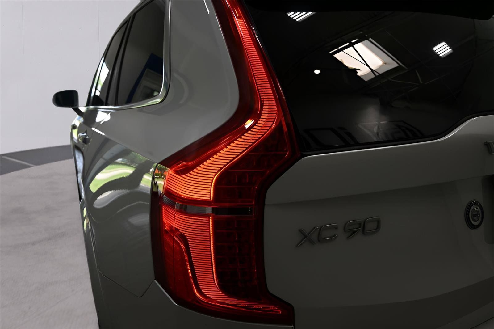 Used 2021 Volvo XC90 T6 Inscription AWD/4WD image 36