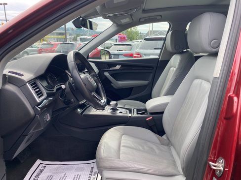 Used 2018 Audi Q5 2.0T Premium w/ Convenience Package AWD/4WD image 9