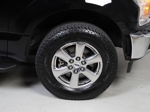 Used 2018 Ford F150 XLT w/ Equipment Group 302A Luxury AWD/4WD image 5