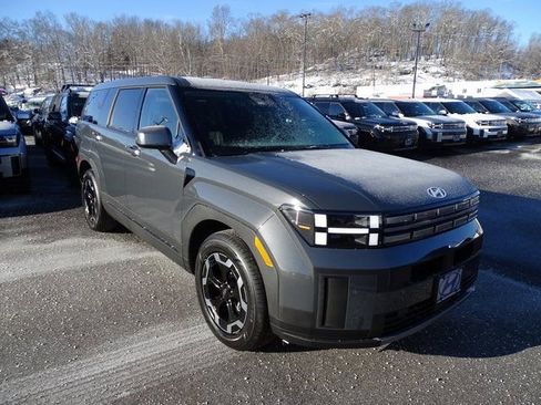 New 2026 Hyundai Santa Fe SE image 1