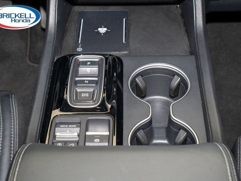 Certified 2025 Honda Pilot Touring image 27