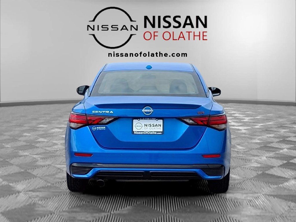 Used 2025 Nissan Sentra SR FWD image 27