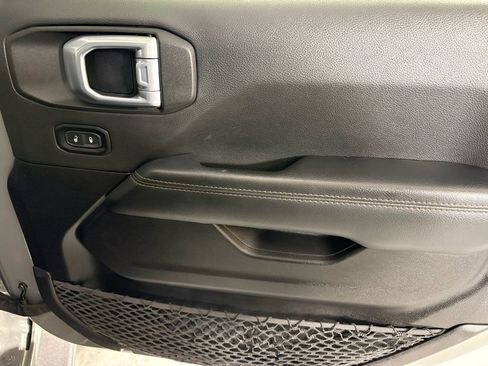 Used 2021 Jeep Wrangler Unlimited Rubicon w/ Trailer Tow Package image 14