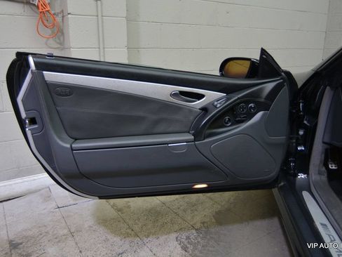 Used 2004 Mercedes-Benz SL 55 AMG image 16