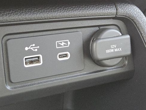 Used 2025 Honda Pilot EX-L image 31