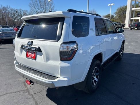 Used 2022 Toyota 4Runner TRD Off-Road image 5