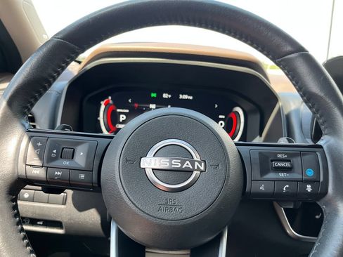 Certified 2023 Nissan Rogue Platinum AWD/4WD image 43