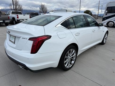 Used 2023 Cadillac CT5 Luxury image 3