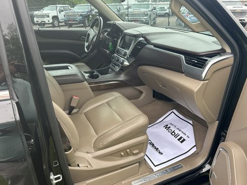 Used 2019 Chevrolet Tahoe LT image 13