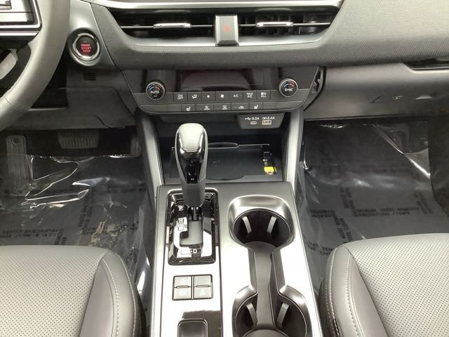 New 2026 Subaru Outback Limited AWD/4WD image 14