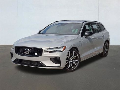 Used 2024 Volvo V60 T8 Polestar AWD/4WD image 1