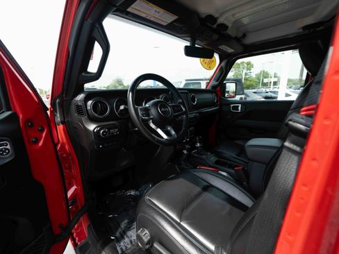 Used 2021 Jeep Wrangler Unlimited Rubicon 4xe w/ Steel Bumper Group AWD/4WD image 8