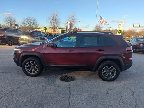 Used 2020 Jeep Cherokee Trailhawk w/ Cold Weather Group image 6