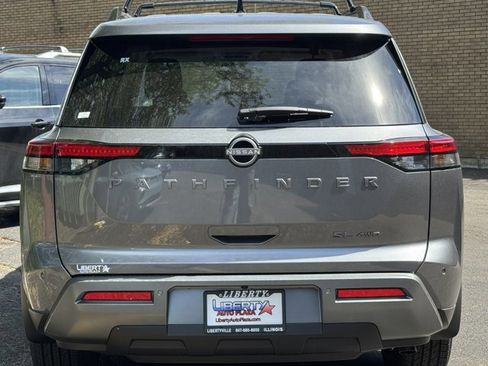 New 2026 Nissan Pathfinder SL w/ Cargo Package AWD/4WD image 24