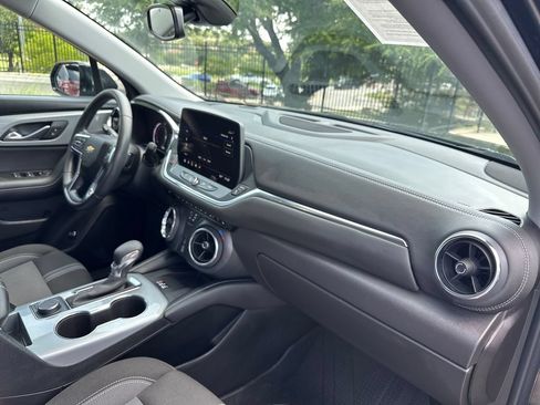 Used 2024 Chevrolet Blazer LT w/ Convenience Package FWD image 38